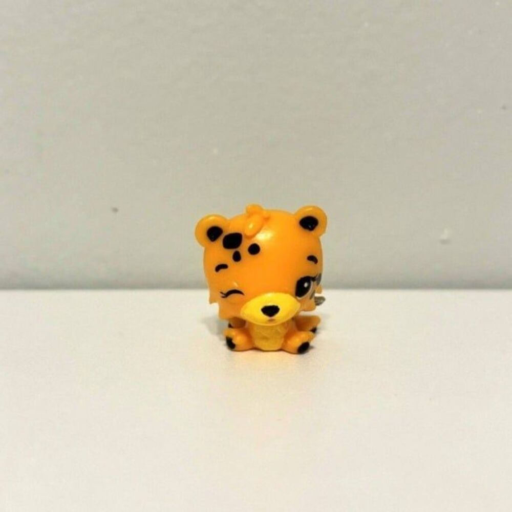 Hatchimals Orange Cheetah with Glittery Wings